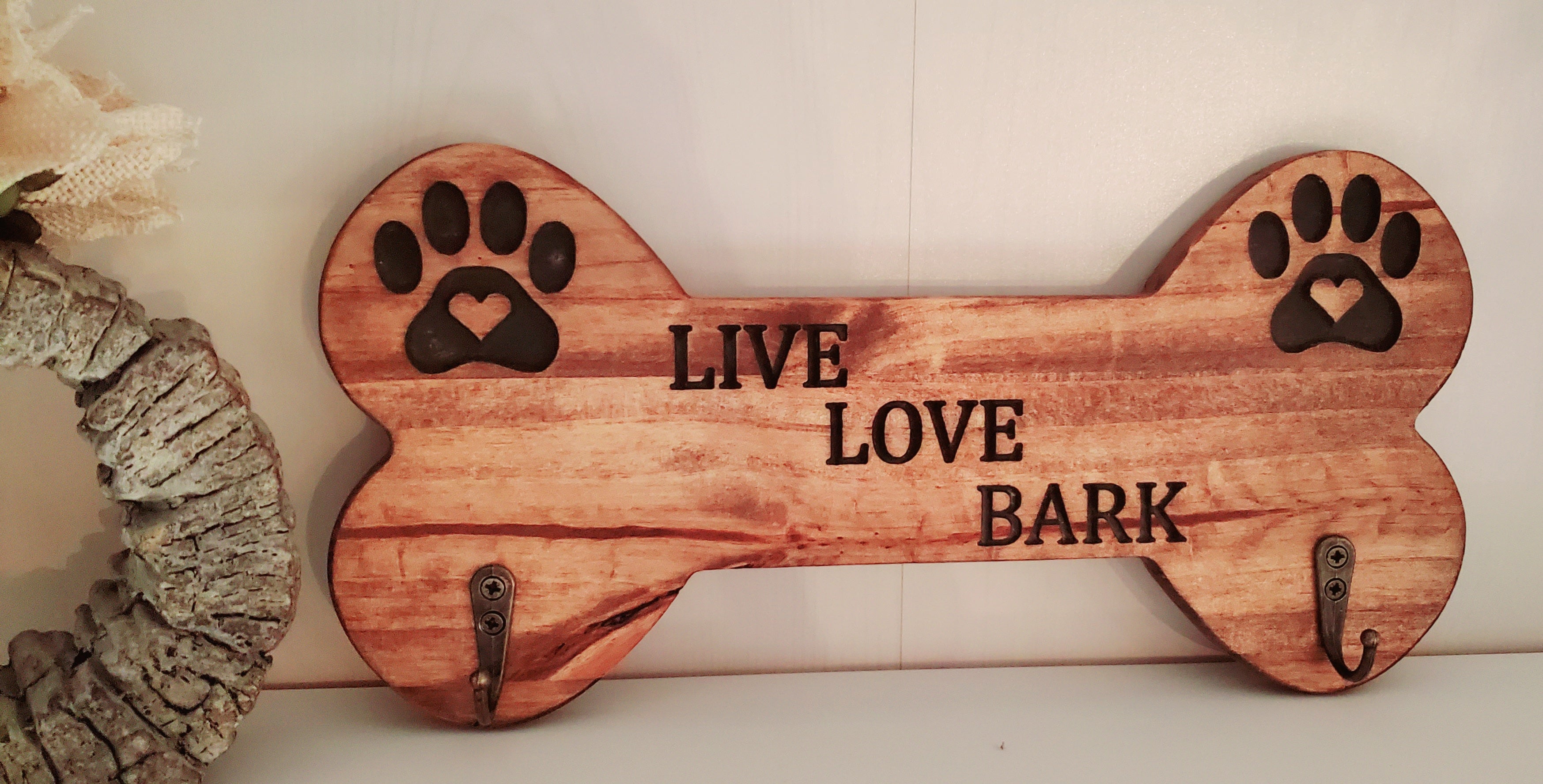 DOG LEASH HOLDER- LIVE LOVE BARK